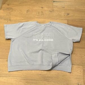 EUC H&M short sleeved sweatshirt size XL